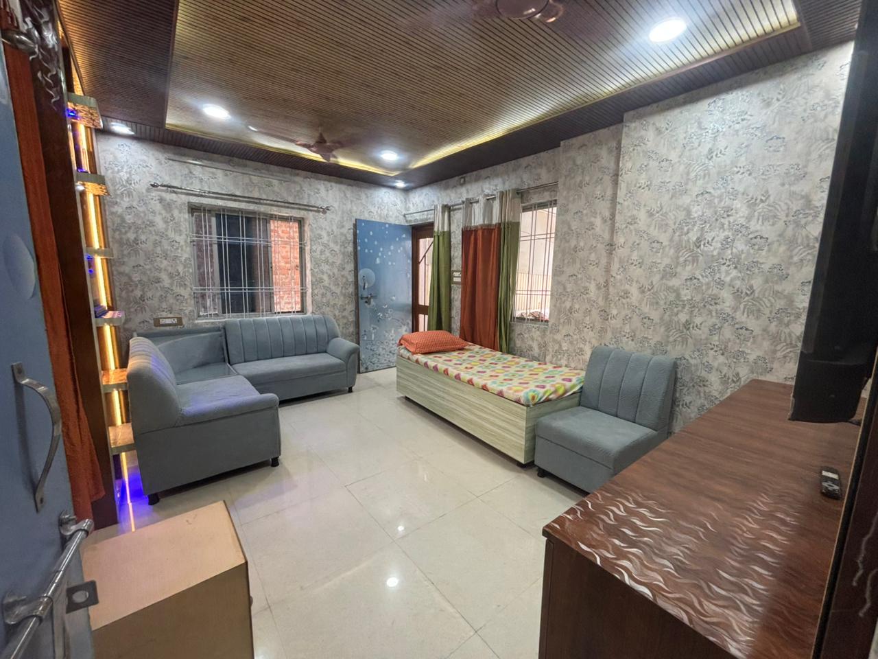 Scenic 2-Acre Luxury Farmhouse near Patel Nagar